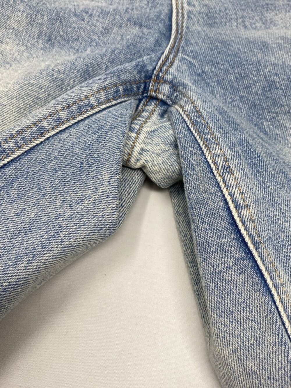 Alice + Olivia Driggs Sierra Light Blue Baloon Jeans 25 - Picture 7 of 11